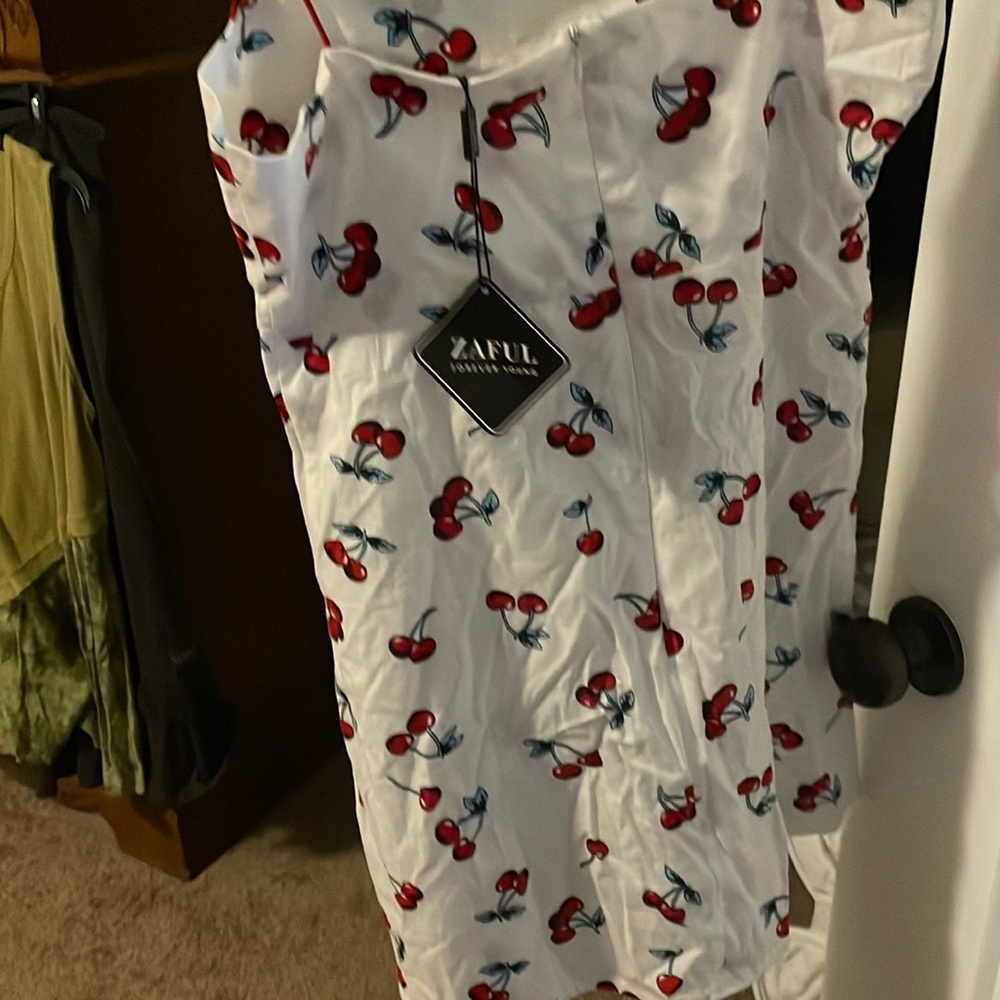 White spaghetti strap top/dress NWT